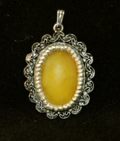 Yellow Berryessa Agate